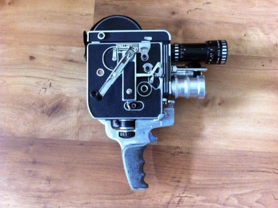 Caméra 16 mm 1