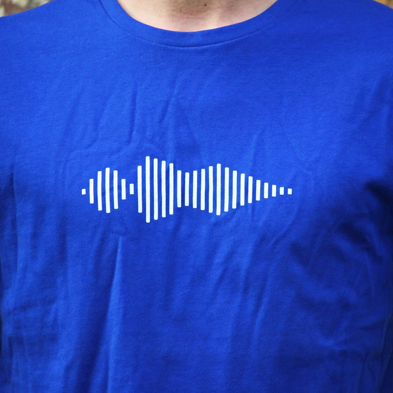 Le dessin Je t'aime représente la courbe du son lorsque l'on prononce cette phrase, photo 4