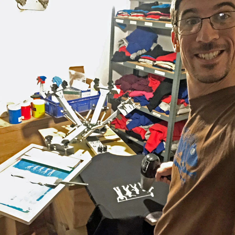 Sweatshirt avec un dessin perchman, ou preneur de son, photo 3