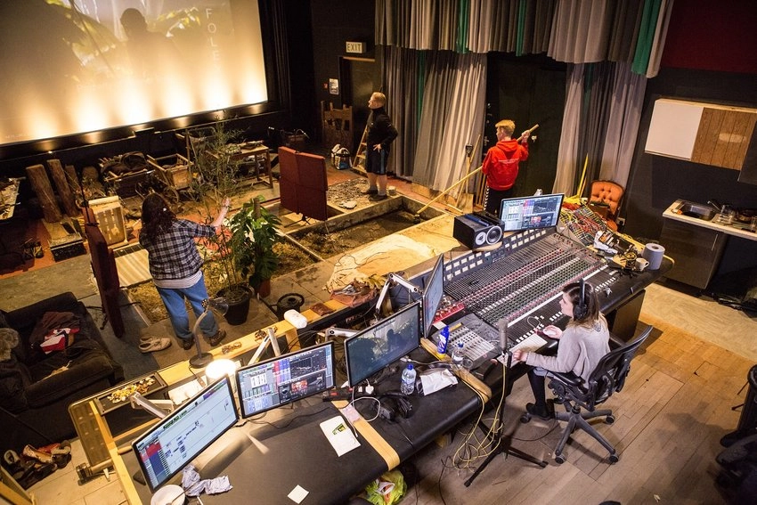 Plusieurs studios d'enregistrement de bruitage