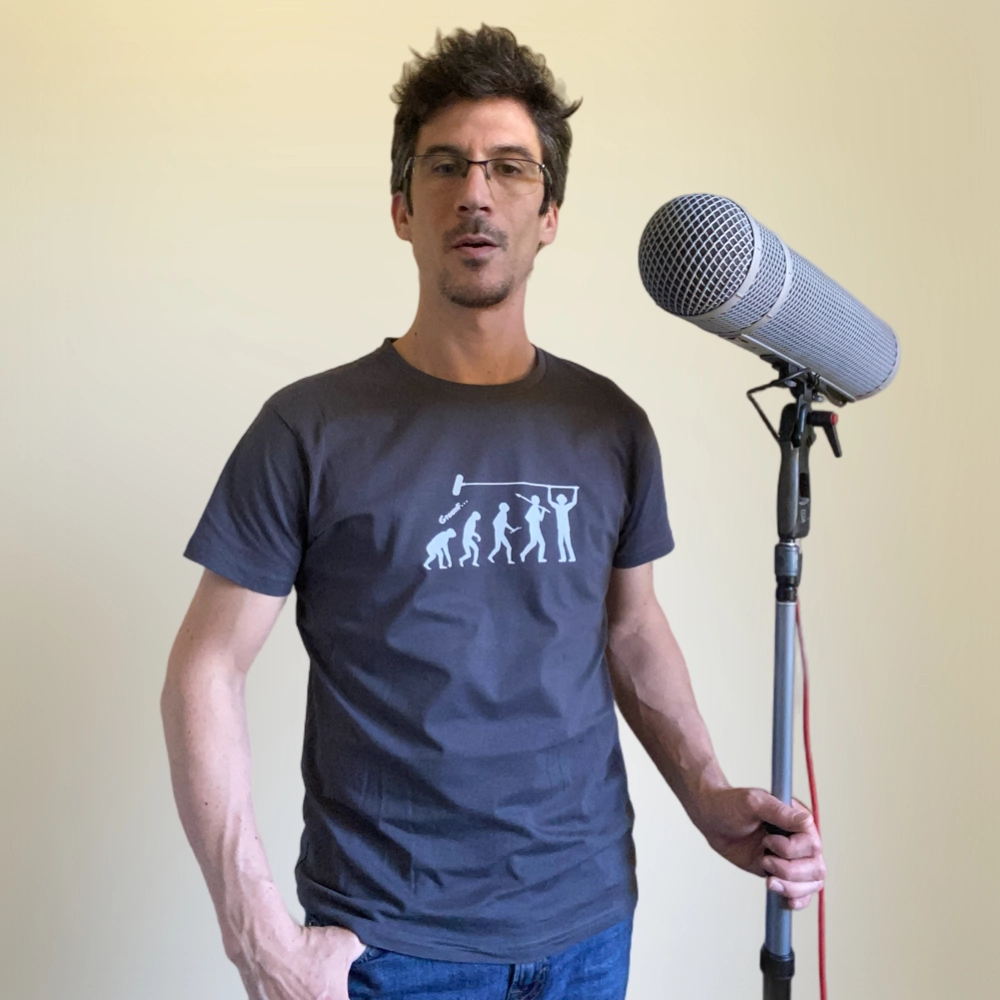 Moi-même, dans un t-shirt Evolu'son