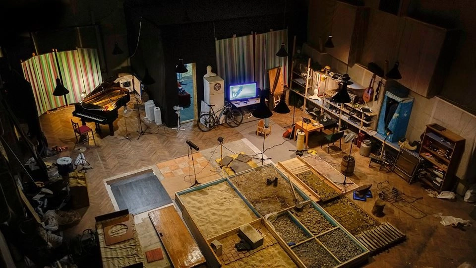 Plusieurs studios d'enregistrement de bruitage